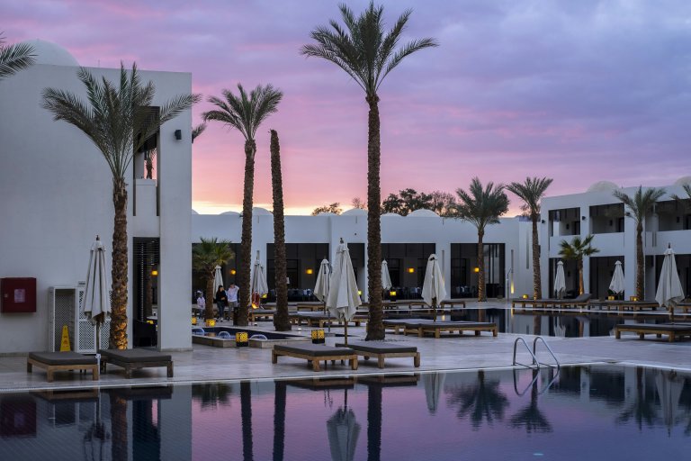“Budget Bliss in Dubai: Affordable Luxury Hotel”